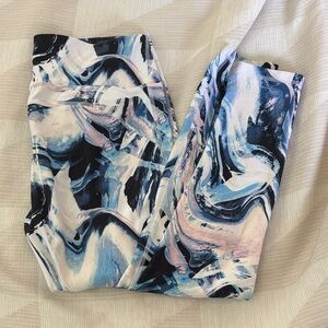 Fabletics Navy, Light Blue & White Marble Leggings